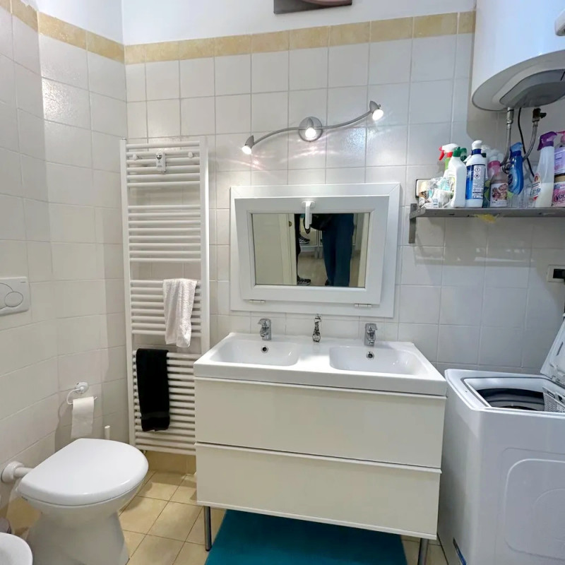 APPARTAMENTO ARREDATO CON SCOPERTO ESCLUSIVO IN CENTRO STORICO €.340.000 rif.CL493

Nel cuore di ...