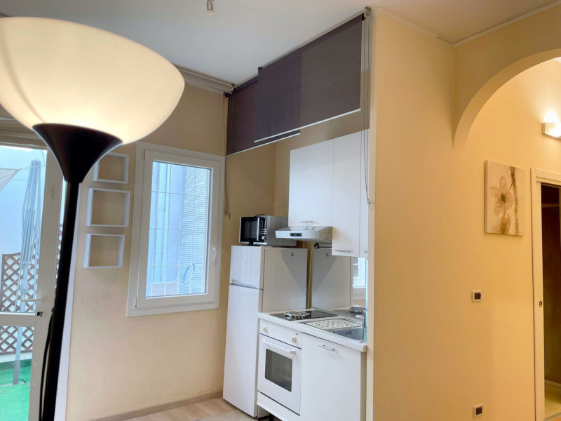 APPARTAMENTO ARREDATO CON SCOPERTO ESCLUSIVO IN CENTRO STORICO €.340.000 rif.CL493

Nel cuore di ...