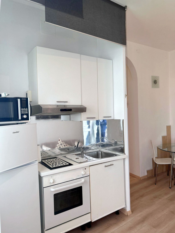 APPARTAMENTO ARREDATO CON SCOPERTO ESCLUSIVO IN CENTRO STORICO €.340.000 rif.CL493

Nel cuore di ...