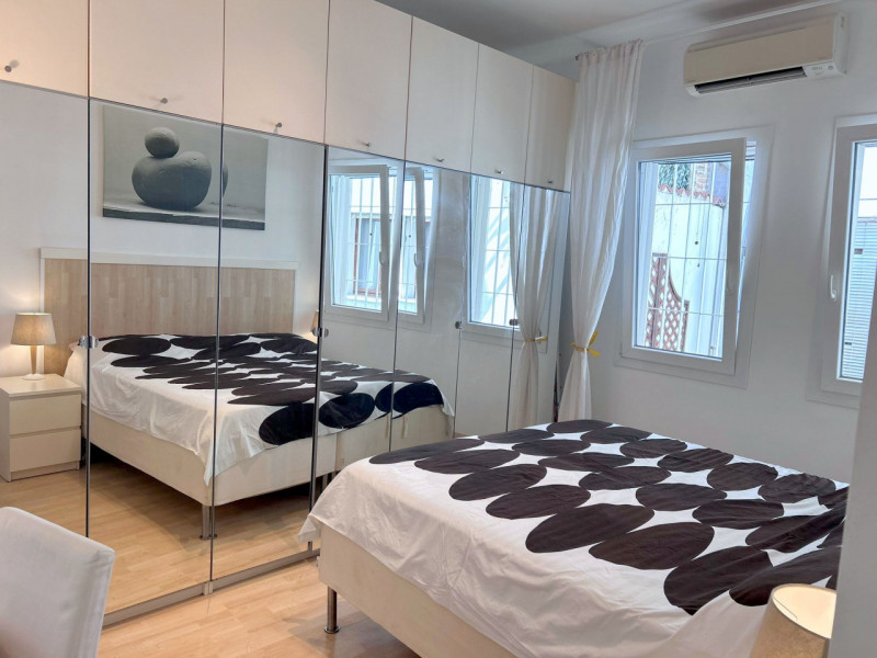 APPARTAMENTO ARREDATO CON SCOPERTO ESCLUSIVO IN CENTRO STORICO €.340.000 rif.CL493

Nel cuore di ...