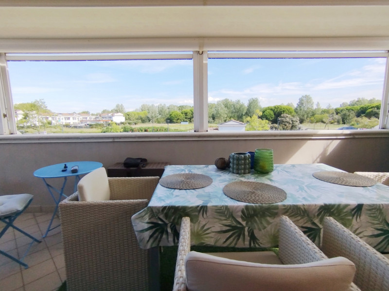 (Per INFO Mattias 3494222146) Scopri questo incantevole appartamento trilocale al primo piano, si...