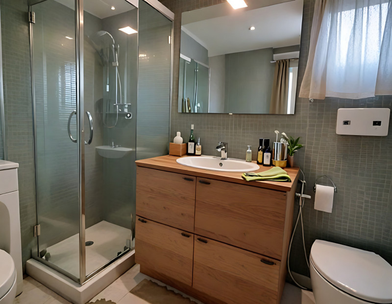 (Per INFO Mattias 3494222146) Scopri questo incantevole appartamento trilocale al primo piano, si...