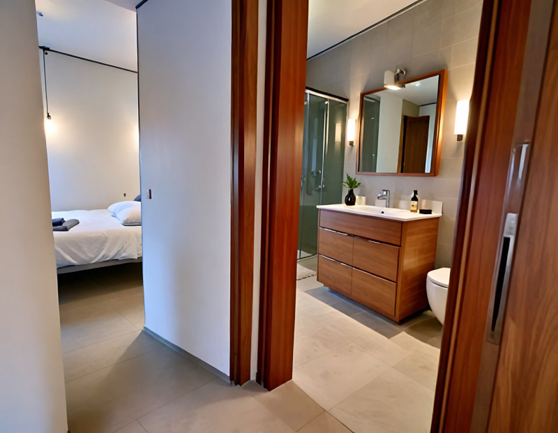 (Per INFO Mattias 3494222146) Scopri questo incantevole appartamento trilocale al primo piano, si...