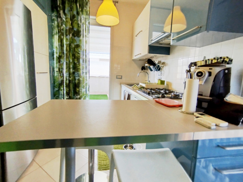 (Per INFO Mattias 3494222146) Scopri questo incantevole appartamento trilocale al primo piano, si...