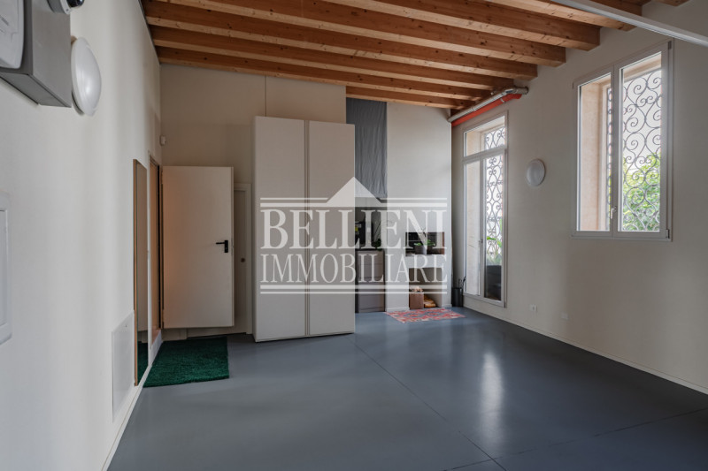 CENTRO STORICO - Nel cuore del centro storico di Vicenza proponiamo in vendita esclusiva palazzin...