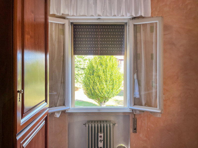 (Per INFO Vittorio 3517343301) Scopri questa splendida casa singola situata in una tranquilla e i...