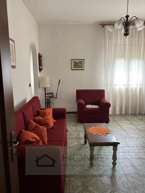 ARCELLA - SAN CARLO affittasi casa singola perfetta per ospitare da quattro studenti. A pochi pas...