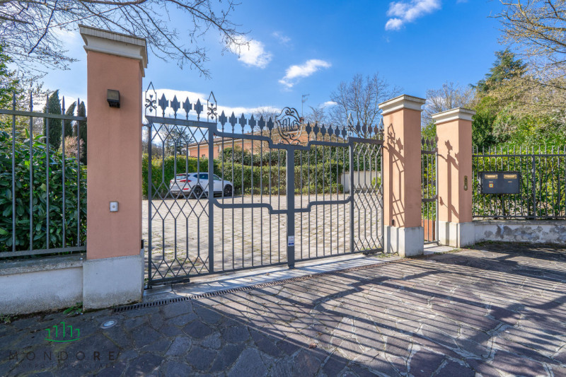 San Lazzaro di Savena Vendita Quadrifamiliare