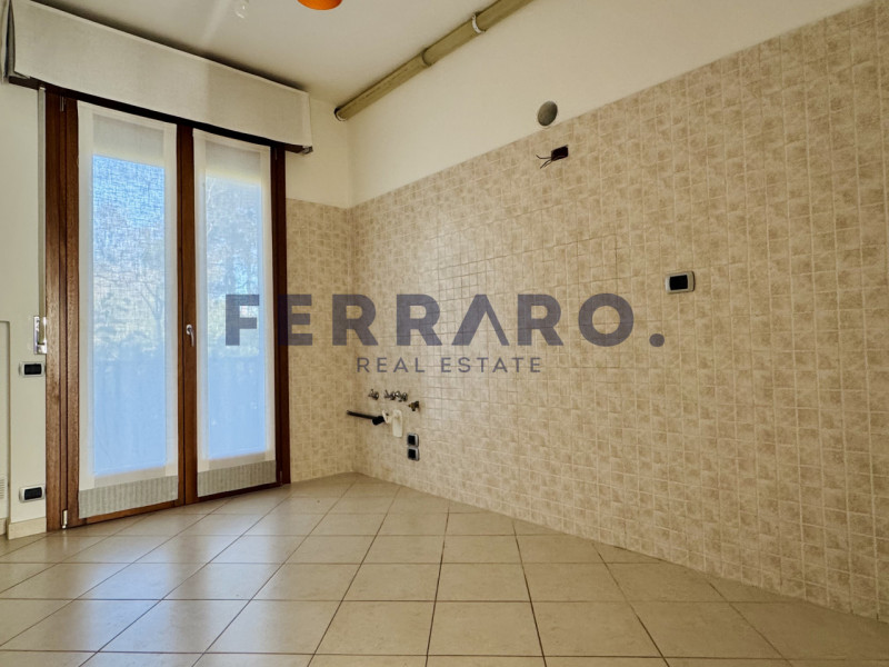 Treviso, Santa Bona. Codice YA6

Proponiamo in affitto un tricamere non arredato di 90 mq, situat...