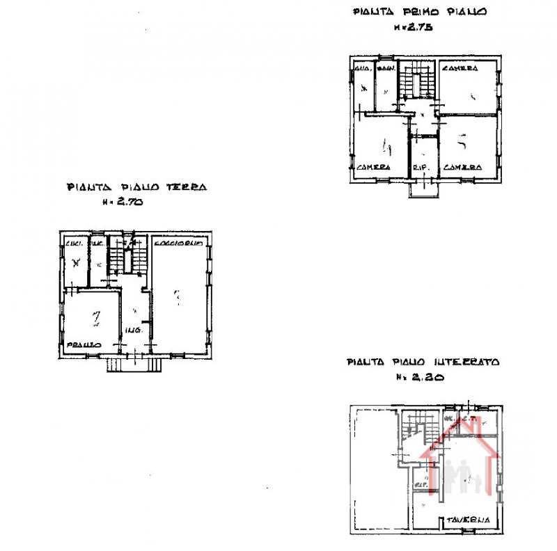 L'agenzia Immobiliare Luxor è lieta di presentare una straordinaria opportunità: una casa singola...