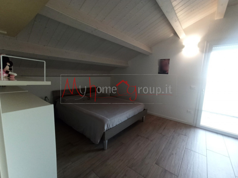 SALBORO (RIF: A1757-R): In una recentissima palazzina di sole 8 unità abitative, elegante e recen...