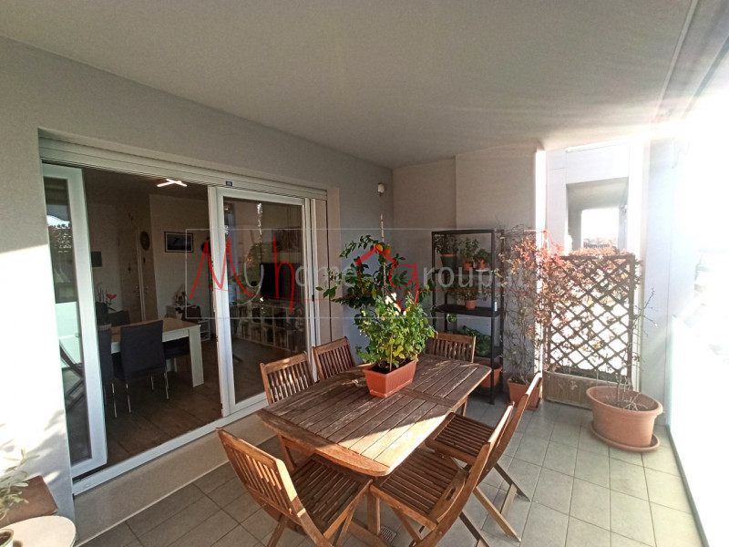 SALBORO (RIF: A1757-R): In una recentissima palazzina di sole 8 unità abitative, elegante e recen...