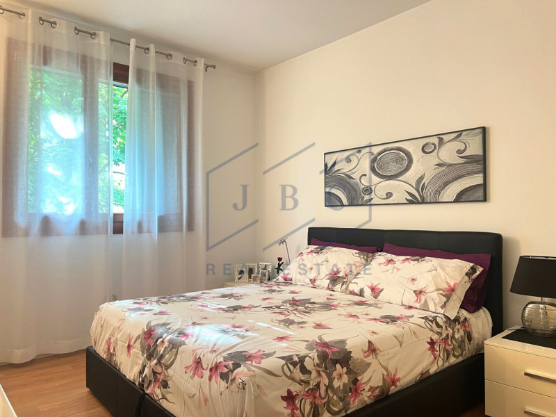 ODERZO - (TV)
Proponiamo in esclusiva ad Oderzo, nella frazione di Camino, questo splendido appar...