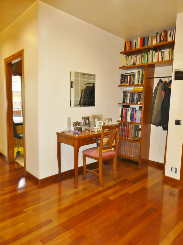 CESSIONE DI NUDA PROPRIETA': BICAMERE COMPLETAMENTE ARREDATO E CON GARAGE - RIF: 8285
Se sei alla...