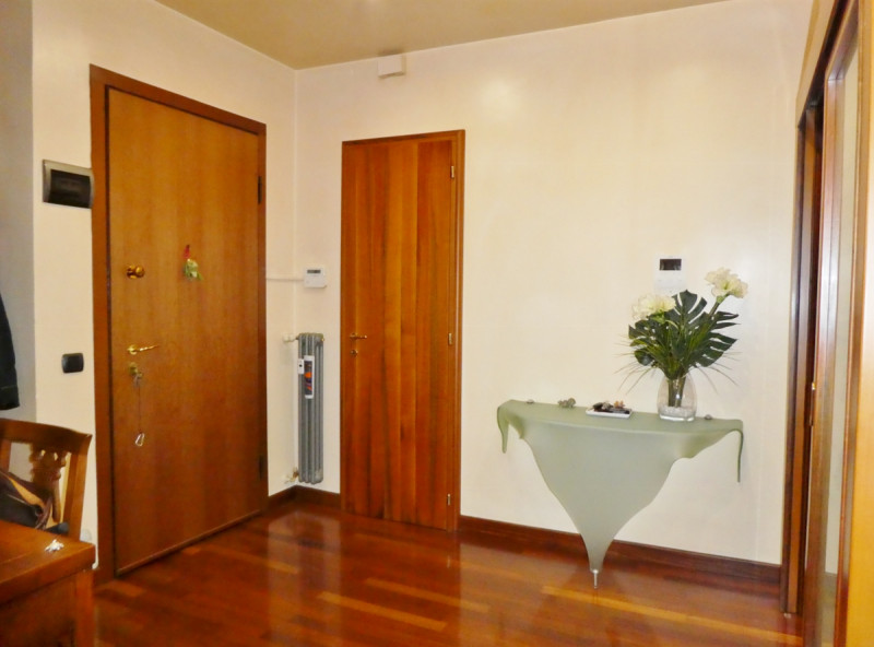 CESSIONE DI NUDA PROPRIETA': BICAMERE COMPLETAMENTE ARREDATO E CON GARAGE - RIF: 8285
Se sei alla...