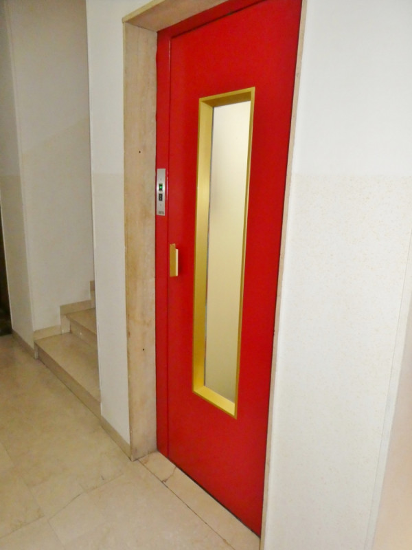 CESSIONE DI NUDA PROPRIETA': BICAMERE COMPLETAMENTE ARREDATO E CON GARAGE - RIF: 8285
Se sei alla...