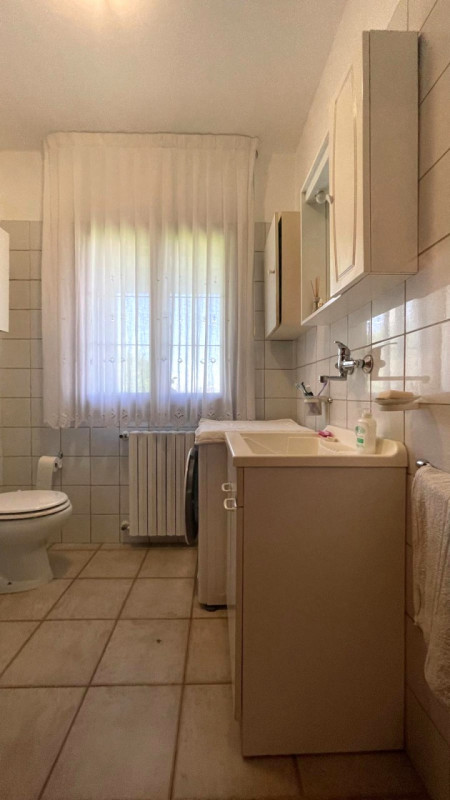 Arcobaleno Consulenti Immobiliari è lieta di presentarvi in esclusiva una splendida villa singola...