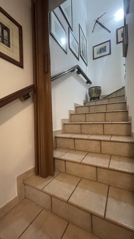 Arcobaleno Consulenti Immobiliari è lieta di presentarvi in esclusiva una splendida villa singola...