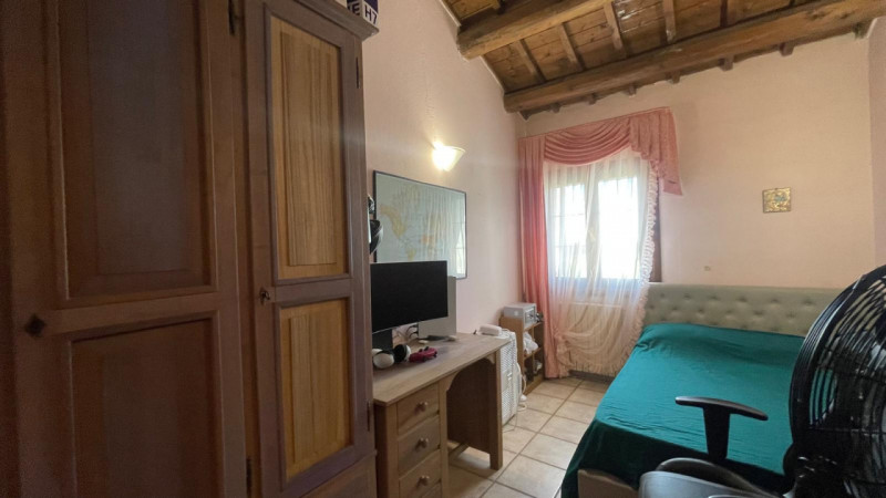Arcobaleno Consulenti Immobiliari è lieta di presentarvi in esclusiva una splendida villa singola...