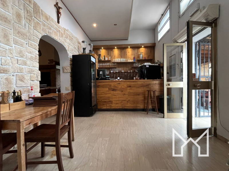 BASSANO- In una posizione strategica, nelle immediate vicinanze del centro storico di Bassano del...