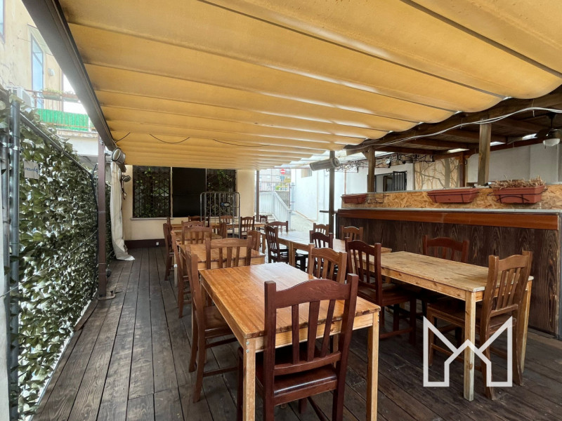 BASSANO- In una posizione strategica, nelle immediate vicinanze del centro storico di Bassano del...