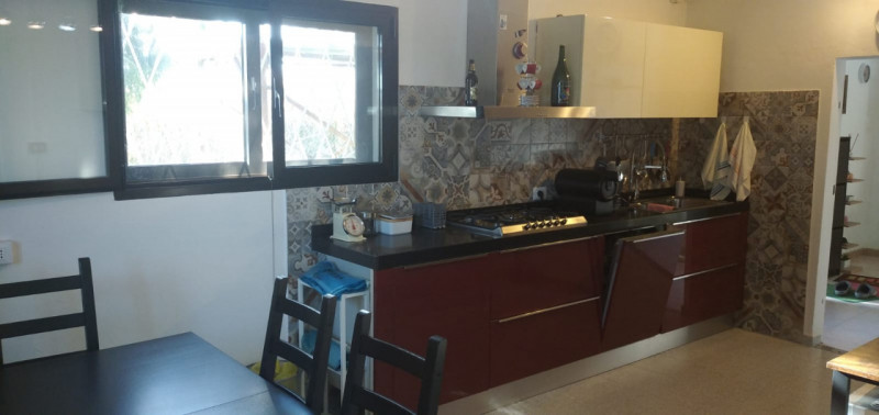 In vendita nel comune di Boara Pisani, proponiamo un’interessante casa singola immersa nella tran...