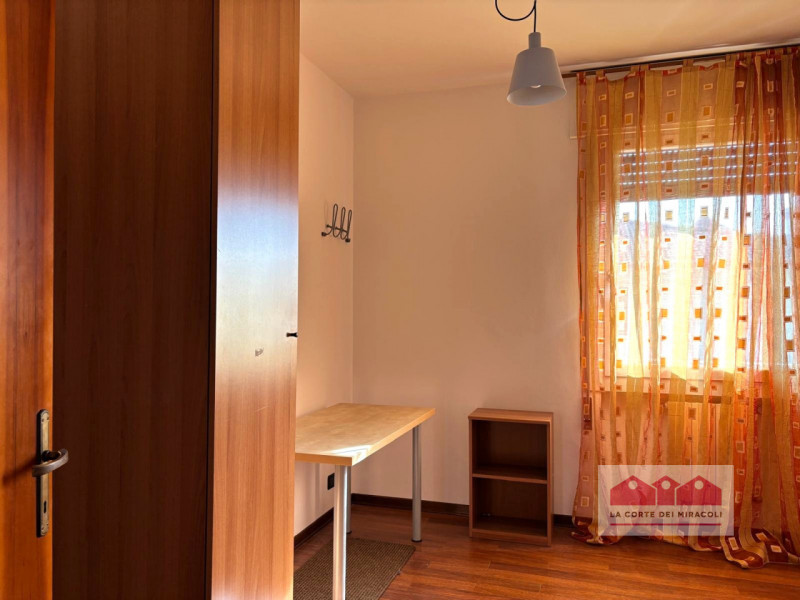 VIA GIURIATO - SAN PIO X: CASA INDIPENDENTE CON GIARDINO RECINTATO, COMPOSTA DA SOGGIORNO, CUCINA...