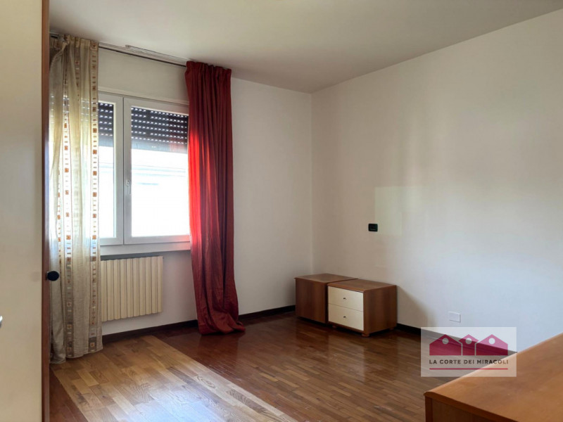 VIA GIURIATO - SAN PIO X: CASA INDIPENDENTE CON GIARDINO RECINTATO, COMPOSTA DA SOGGIORNO, CUCINA...