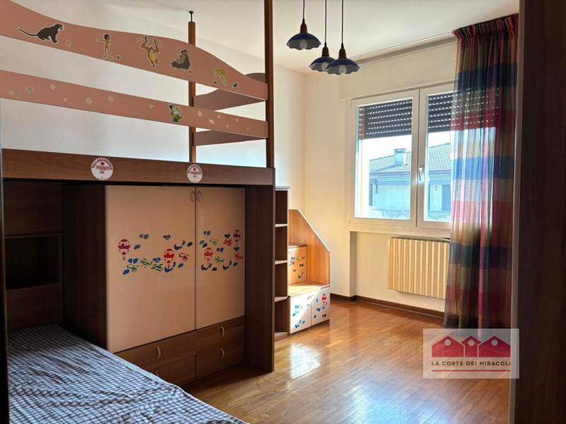 VIA GIURIATO - SAN PIO X: CASA INDIPENDENTE CON GIARDINO RECINTATO, COMPOSTA DA SOGGIORNO, CUCINA...