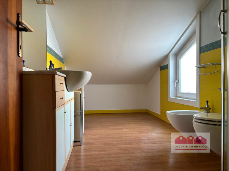 VIA GIURIATO - SAN PIO X: CASA INDIPENDENTE CON GIARDINO RECINTATO, COMPOSTA DA SOGGIORNO, CUCINA...