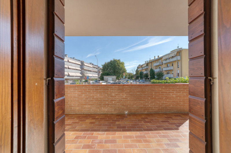 Cerchi la comodità alle scuole ? Cerchi una porzione indipendente che ti permetta di avere gli sp...