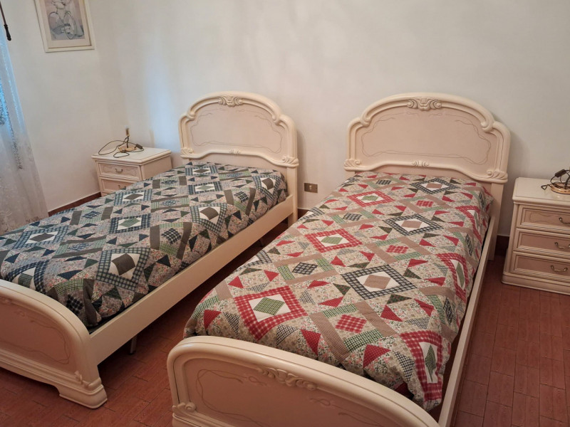 PER STUDENTI/RICERCATORI/DOTTORANDI

Disponibili 2 MATRIMONIALI USO SINGOLA

A pochi minuti a pie...