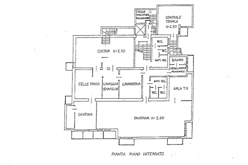 Situato nella zona più prestigiosa dell'altopiano tra Asiago e Gallio, l'hotel offre un ristorant...