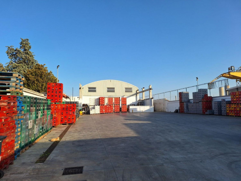 Bari Vendita Capannone