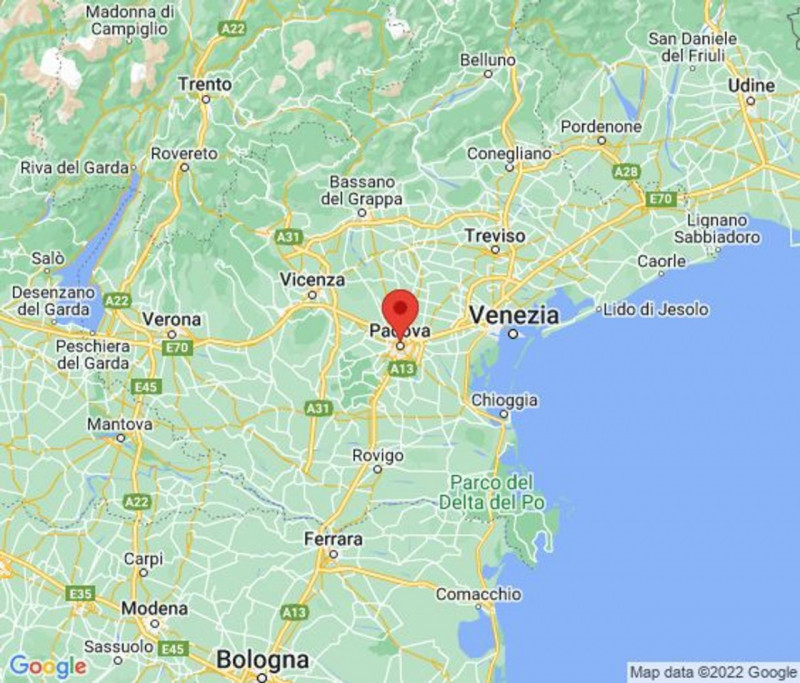 Locali per il credito siti a Padova (PD), piazza Alcide De Gasperi 34.
L’unità è parte di un edif...