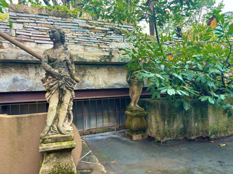 Padova Santa Croce, elegante complesso terra cielo, composto da abitazione di circa 550 mq. ai pi...