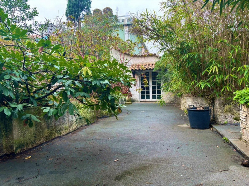 Padova Santa Croce, elegante complesso terra cielo, composto da abitazione di circa 550 mq. ai pi...