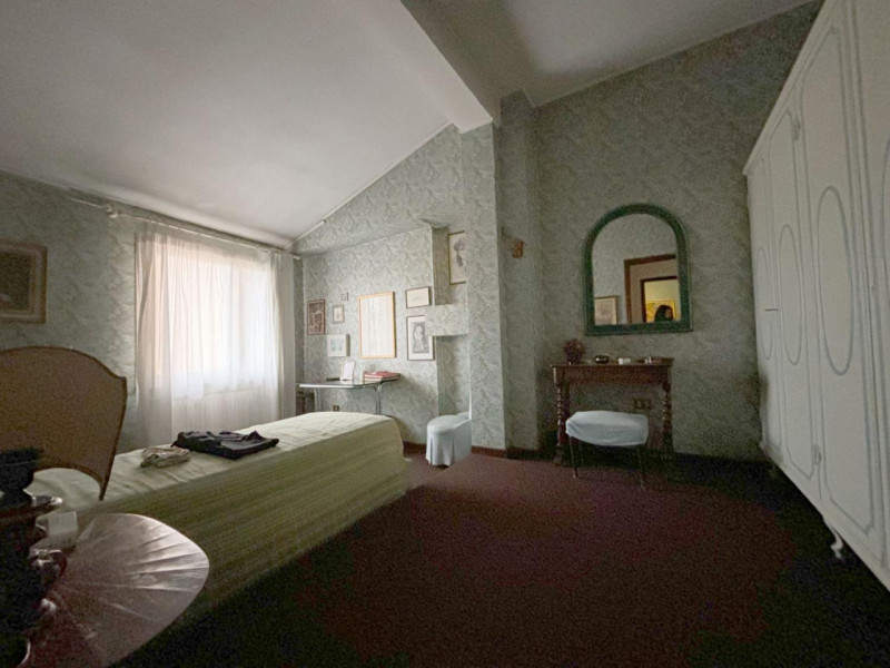 Padova Santa Croce, elegante complesso terra cielo, composto da abitazione di circa 550 mq. ai pi...