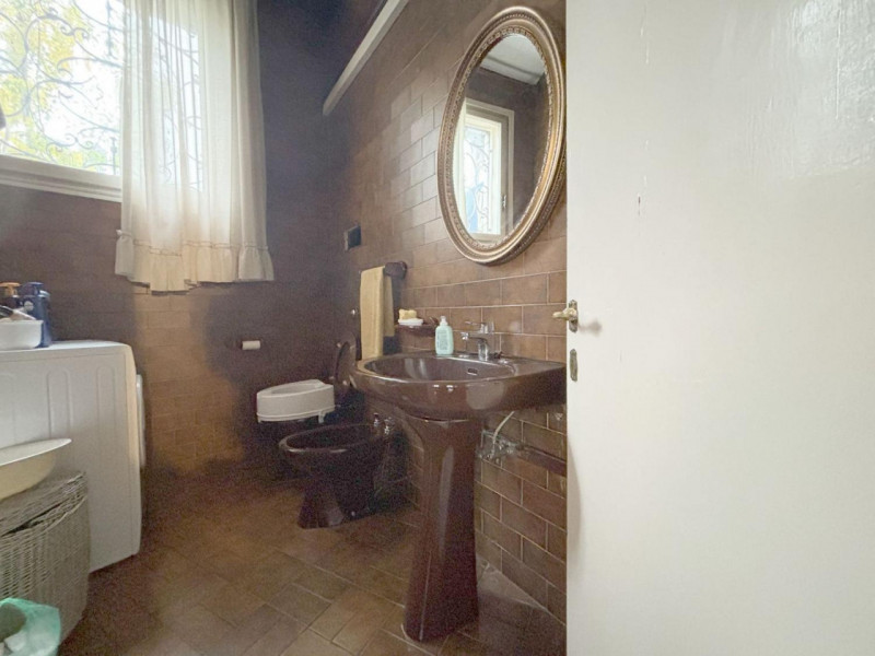 Padova Santa Croce, elegante complesso terra cielo, composto da abitazione di circa 550 mq. ai pi...