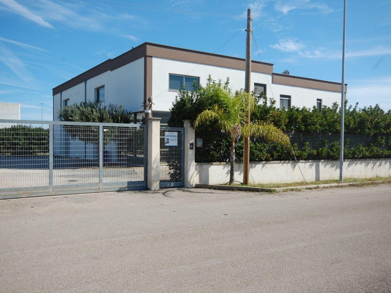Brindisi Vendita Capannone