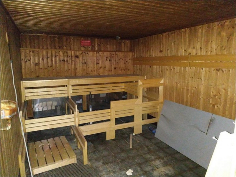 Vendesi locale commerciale uso palestra sito a Padova (PD). L'immobile ha l'affaccio principale l...