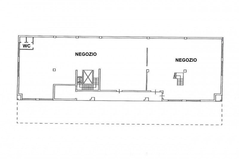 Edificio commerciale sito ad Arzignano (VI), viale Vicenza 8. Zona semicentrale strategica ben se...