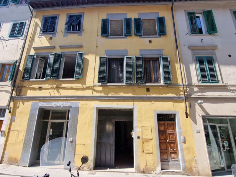 Figline e Incisa Valdarno Vendita Negozio
