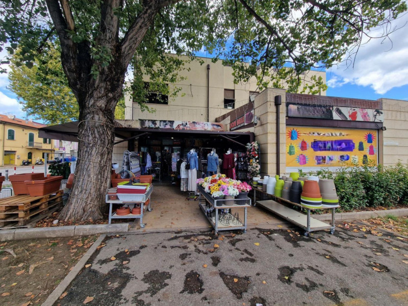 Rimini Vendita Negozio