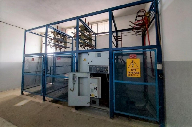 Vendesi complesso industriale con uffici e terreno sito a Gaiarine (TV), località Busco, via Salv...