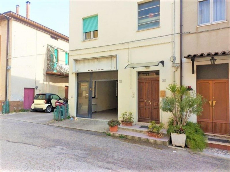 Civitanova Marche Vendita Capannone