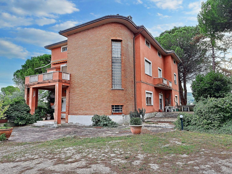 Gualdo Cattaneo Vendita Casa singola