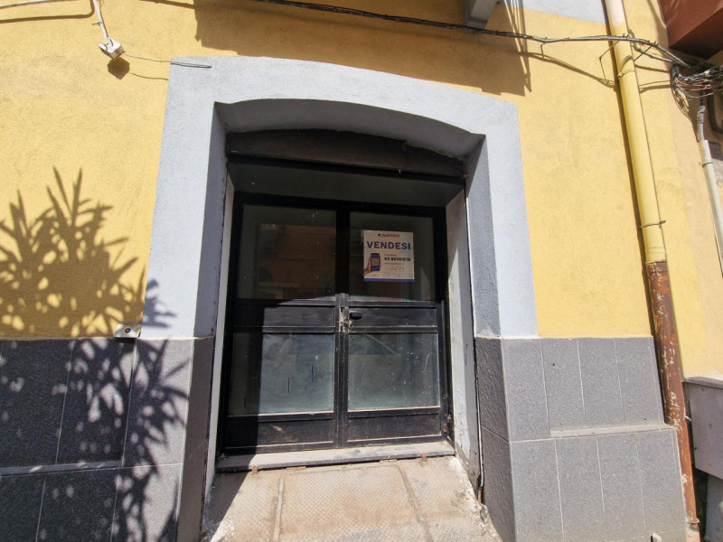 Salerno Vendita Negozio