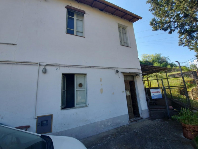 Terni Vendita Appartamento più di 5 locali