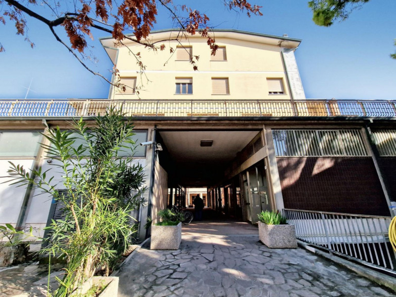 Castel Bolognese Vendita Ufficio